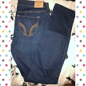 Donating 10/26/18🖤Hollister Skinny Jeans